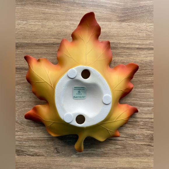 NWOB Partylite Whispering Leaves Set of 3 Ceramic Candle Holders Fall Decor - Picture 8 of 8